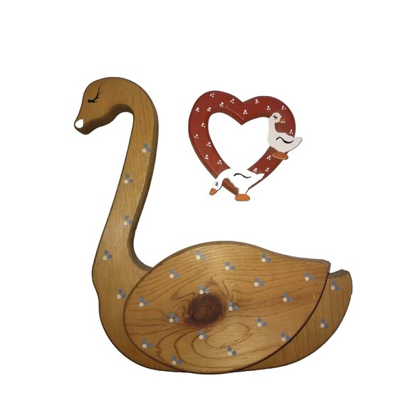5/$25 Unique VTG 80s Homco Countrycore Cottagecore Wooden Swan Wall Pocket - Picture 1 of 8